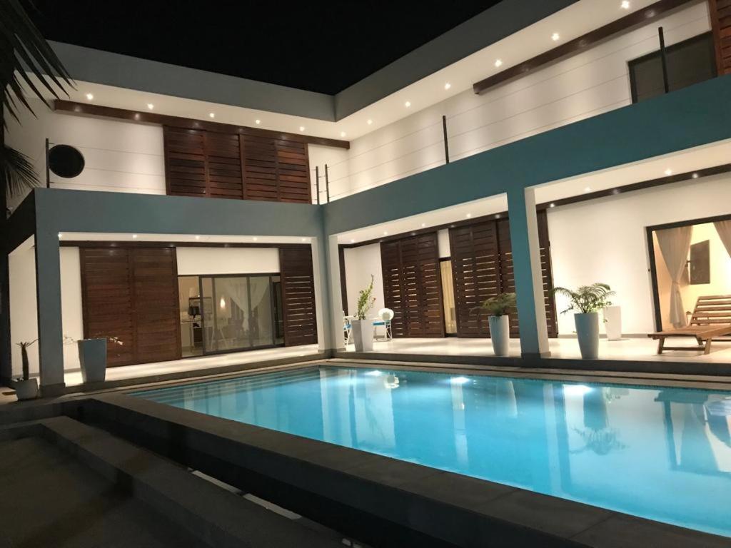 Villa Carabane โซโมน ภายนอก รูปภาพ